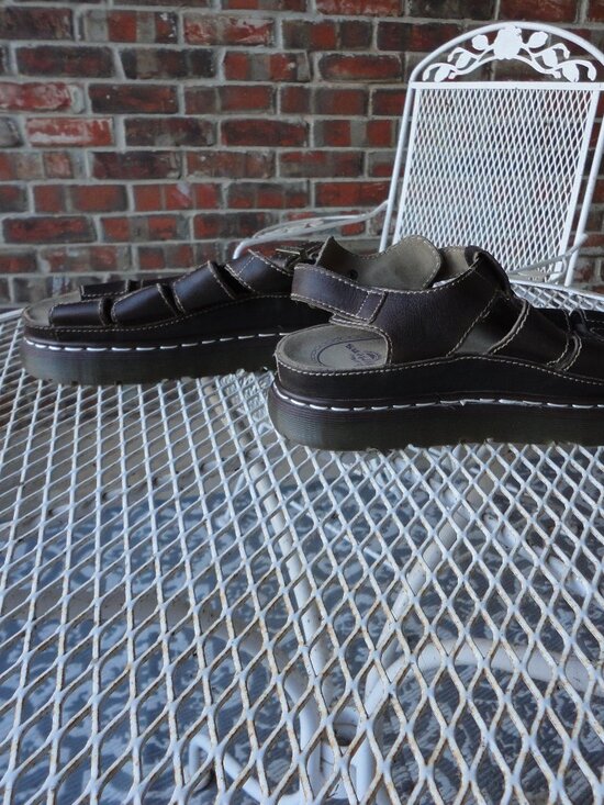 DR MARTENS Men\'s Brown Leather Vintage Fishermen\'s Chunky Sandals Size 12 main image 9